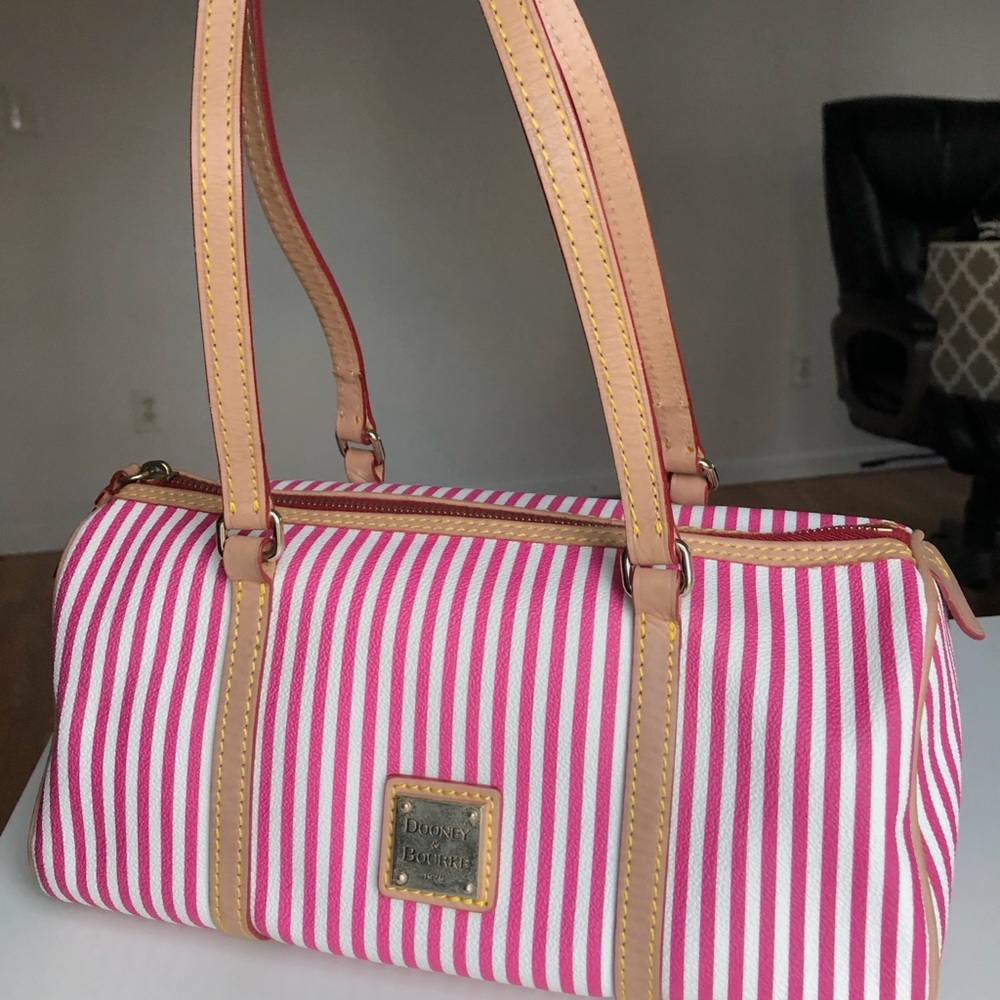 Dooney & Bourke barrel bag